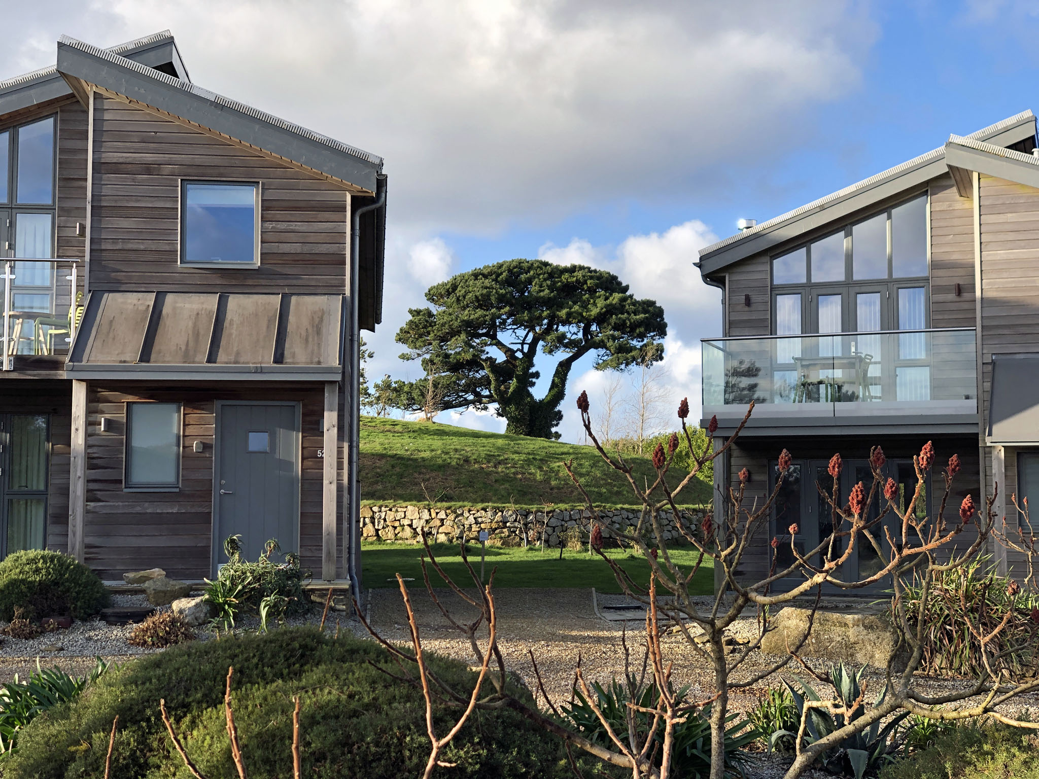 Una St Ives Development with Landscaped Garden Una St Ives