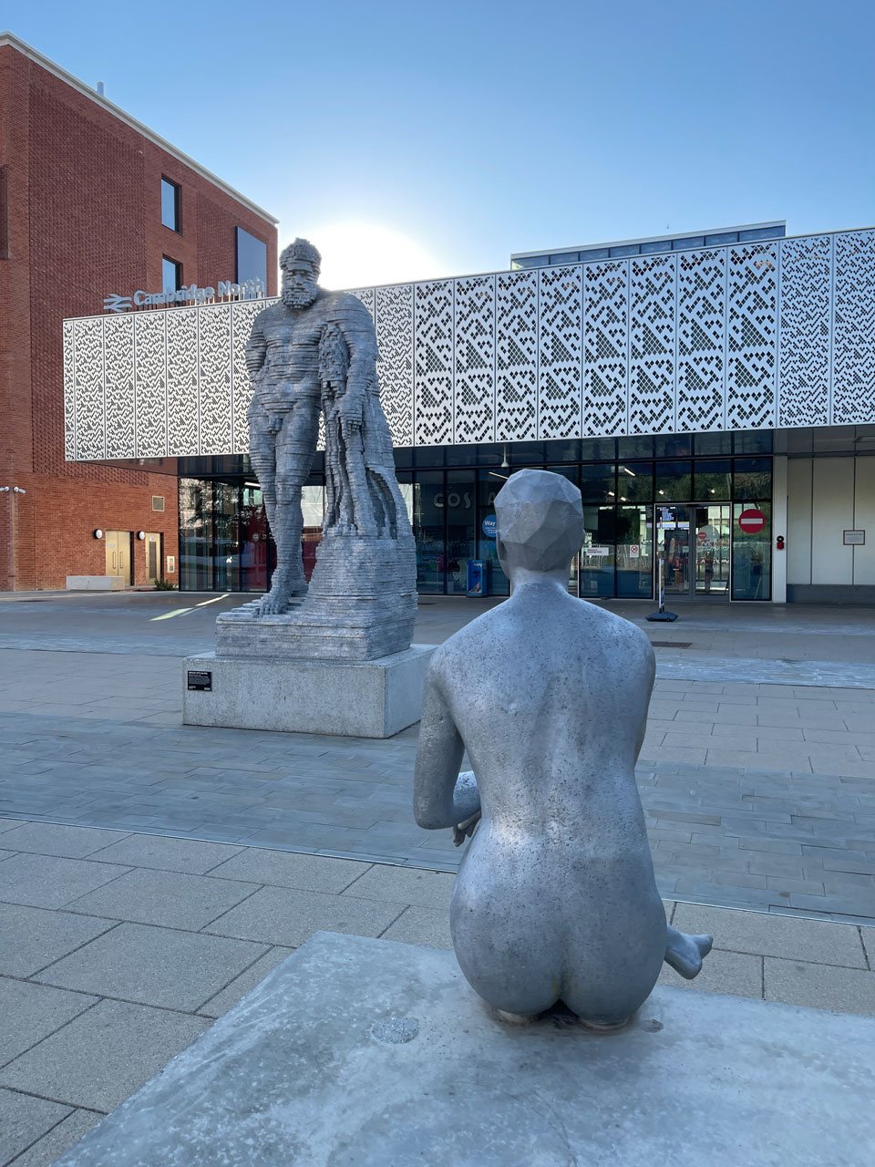 Cambridge-North-Train-Station-Sculptures