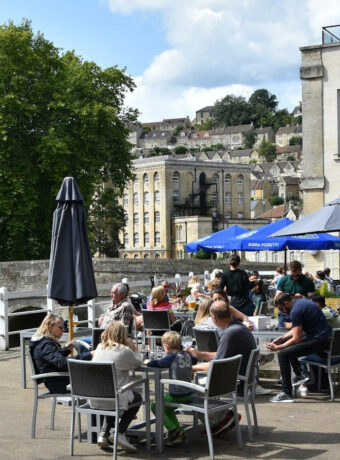 Il Fiume Outdoor Seating