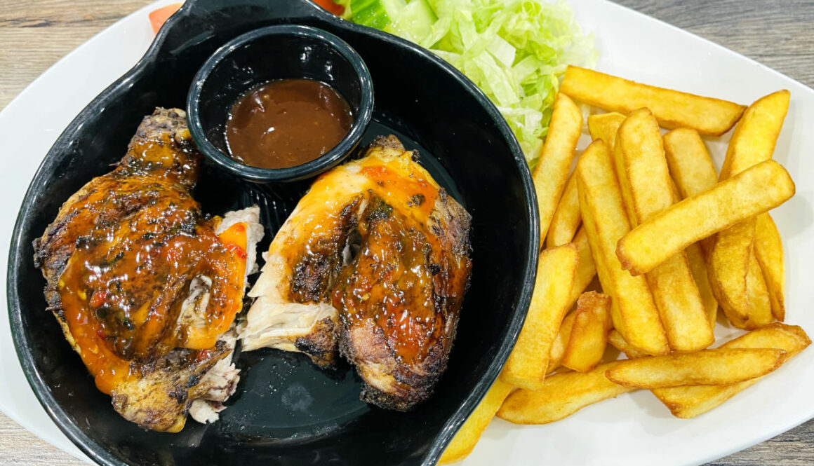 Yannis Jerk Chicken with Fries