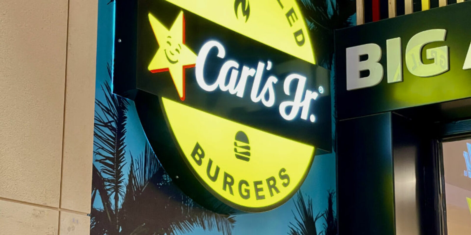 IMG_0536 Carls Jr Cardiff